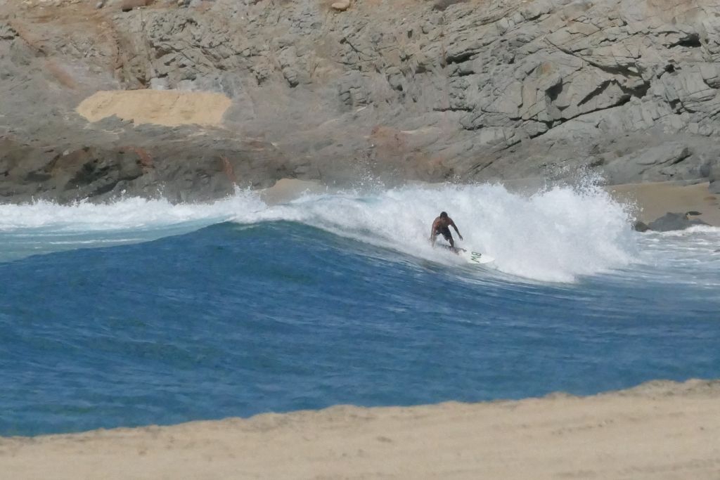 Surfer 1