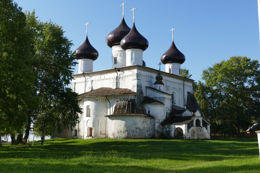 Kargopol Kirche